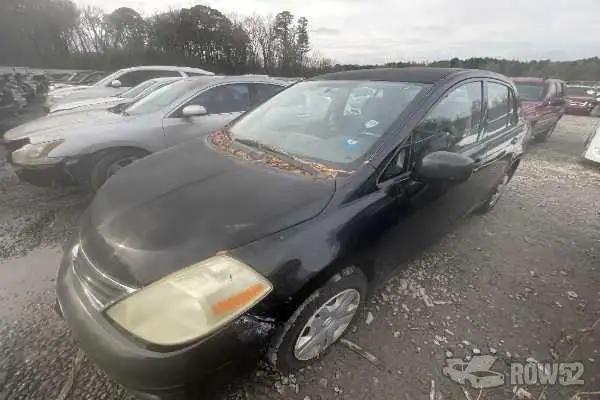 Photo of 2010 Nissan Versa