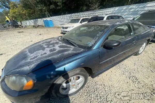 Photo of 2005 Dodge Stratus