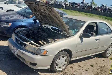 Photo of 1998 Nissan Sentra