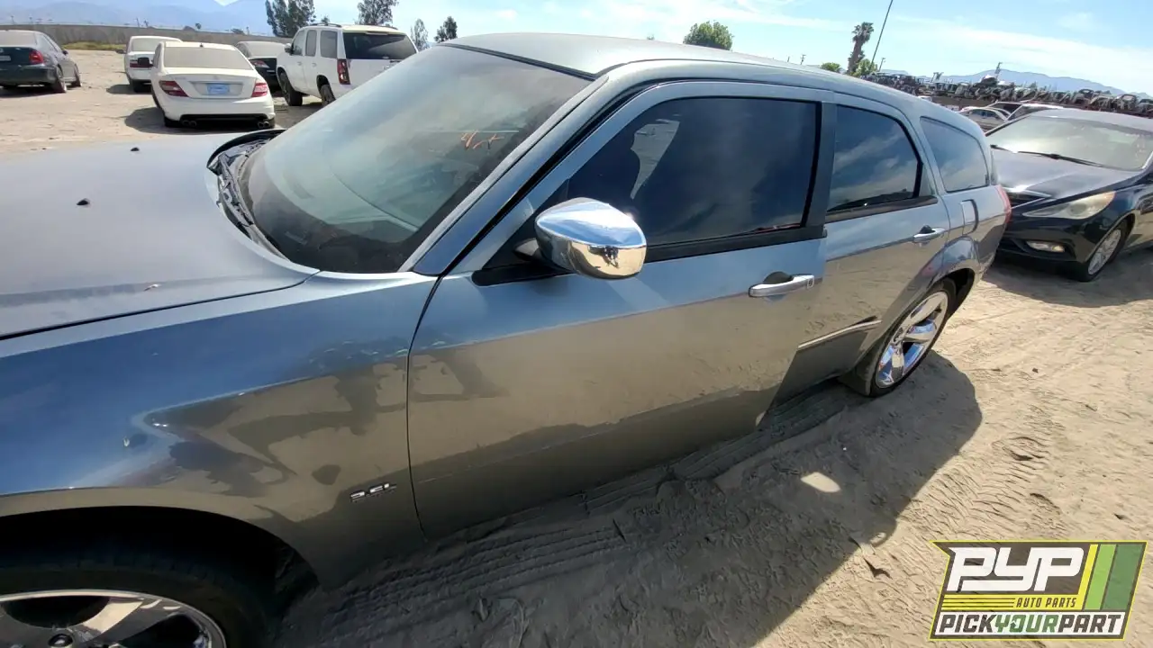 Photo of 2006 Dodge Magnum