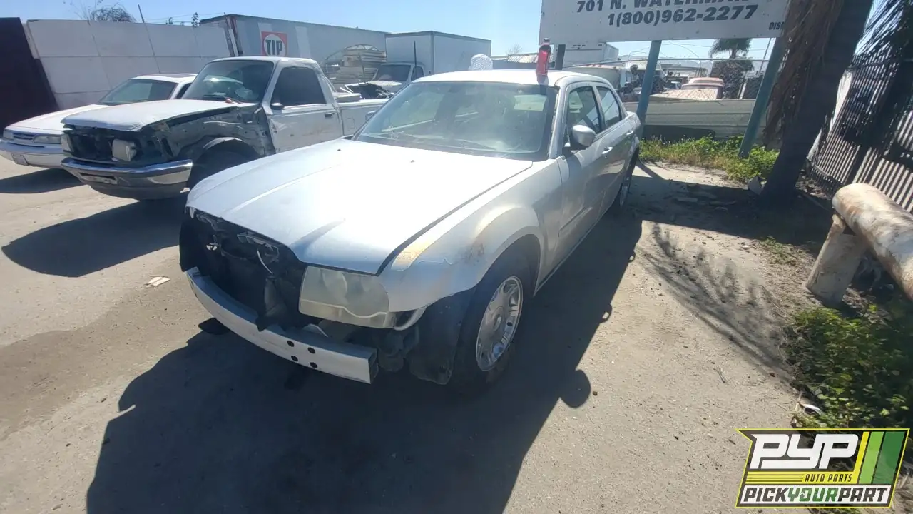 Photo of 2005 Chrysler 300