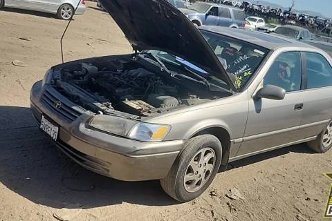 Photo of 1998 Toyota Camry