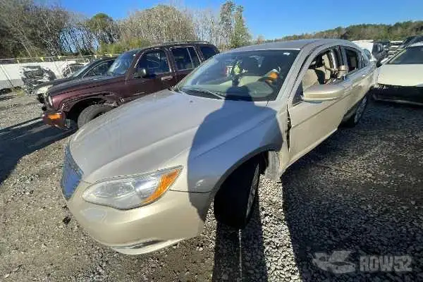 Photo of 2013 Chrysler 200