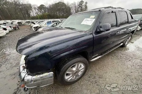 Photo of 2004 Chevrolet Avalanche