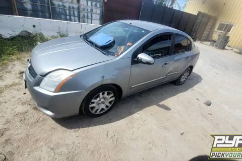 Photo of 2011 Nissan Sentra