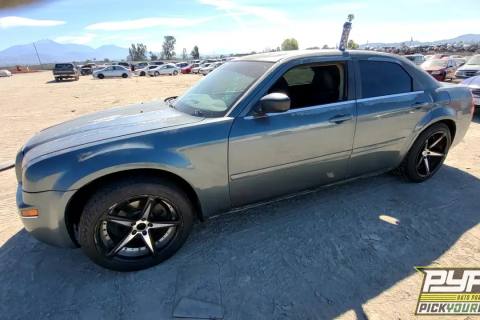 Photo of 2005 Chrysler 300