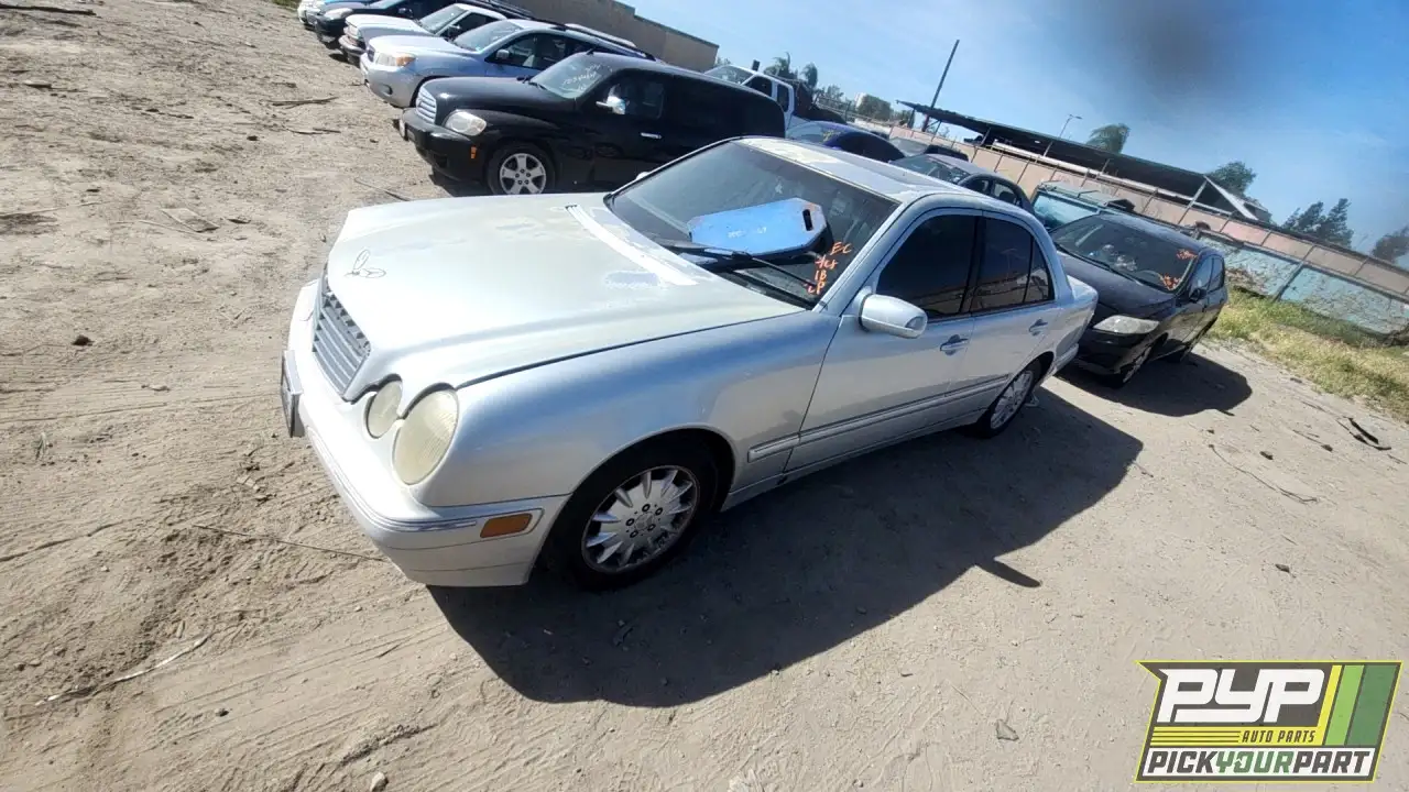 Photo of 2001 Mercedes-Benz E320