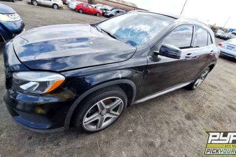Photo of 2015 Mercedes-Benz Gla250