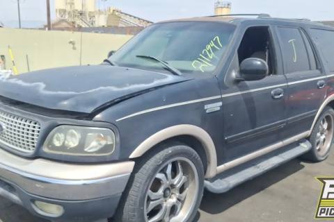 Photo of 1999 Ford Expedition