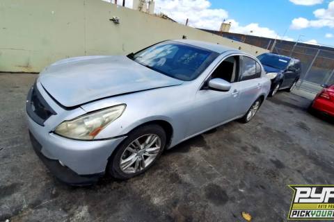 Photo of 2011 Infiniti G25