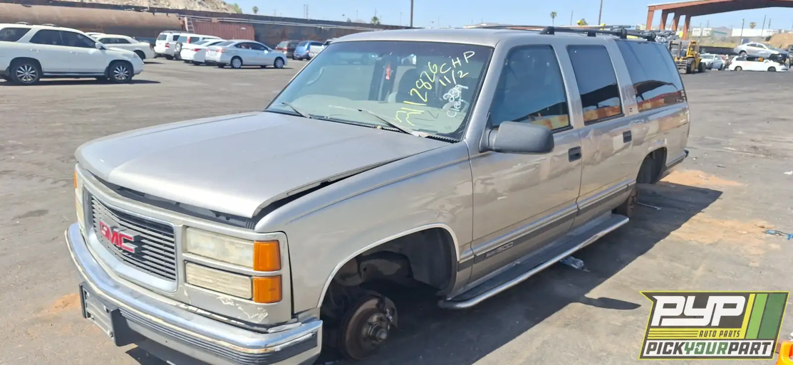 Photo of 1999 Gmc C1500 Suburban