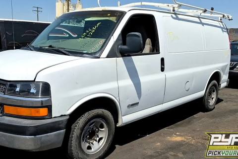 Photo of 2003 Chevrolet Express 2500