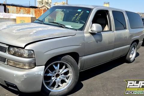 Photo of 2000 Chevrolet Suburban 1500