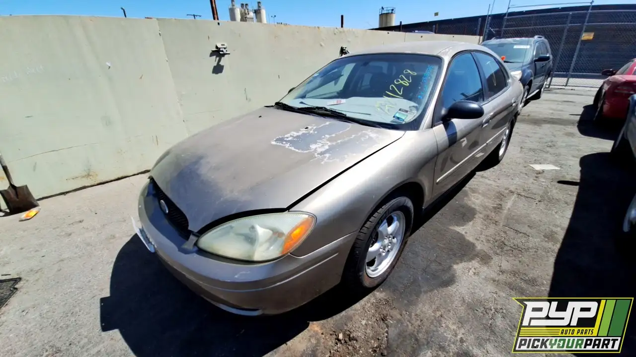 Photo of 2004 Ford Taurus