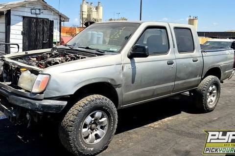 Photo of 2000 Nissan Frontier