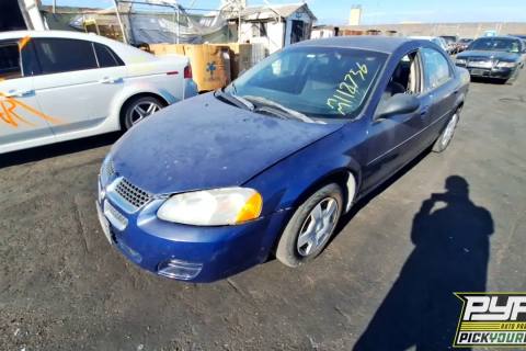 Photo of 2005 Dodge Stratus