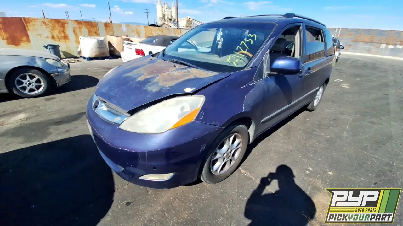 Photo of 2006 Toyota Sienna