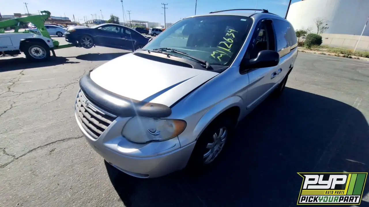 Photo of 2006 Chrysler Town & Country