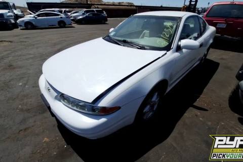 Photo of 2000 Oldsmobile Alero