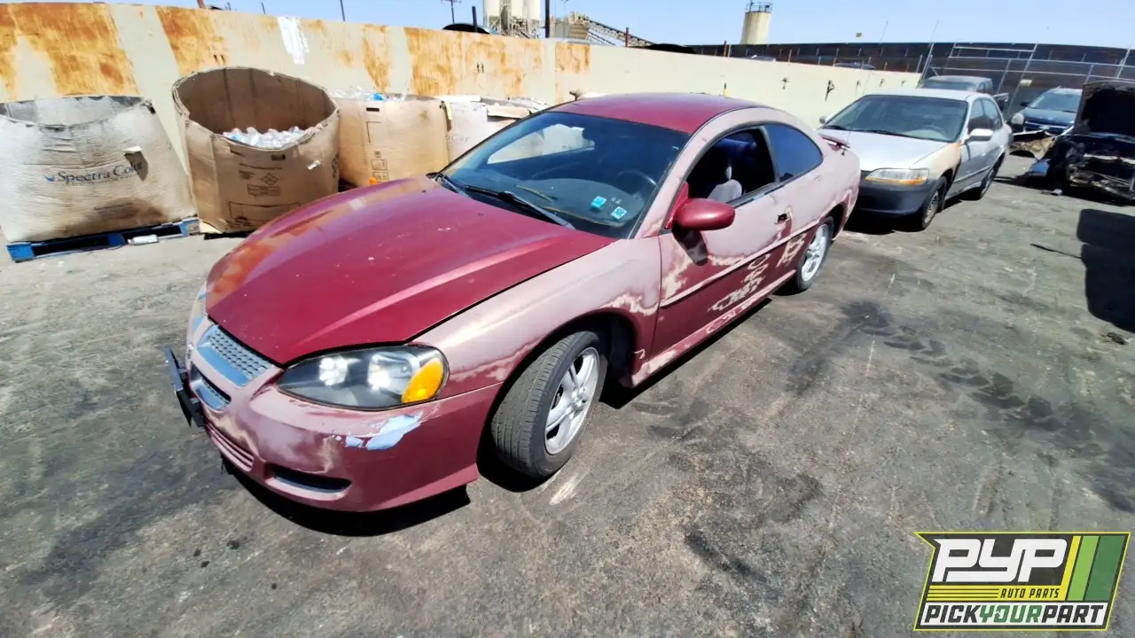 Photo of 2005 Dodge Stratus