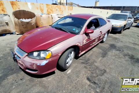 Photo of 2005 Dodge Stratus