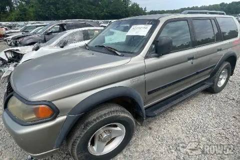 Photo of 2001 Mitsubishi Montero Sport