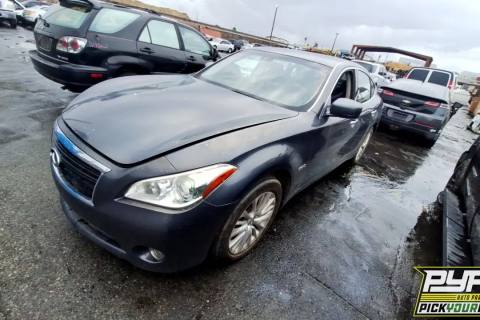 Photo of 2012 Infiniti M35H