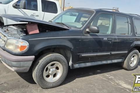 Photo of 1996 Ford Explorer
