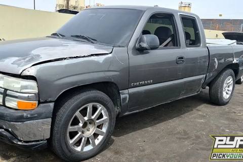 Photo of 2002 Chevrolet Silverado 1500