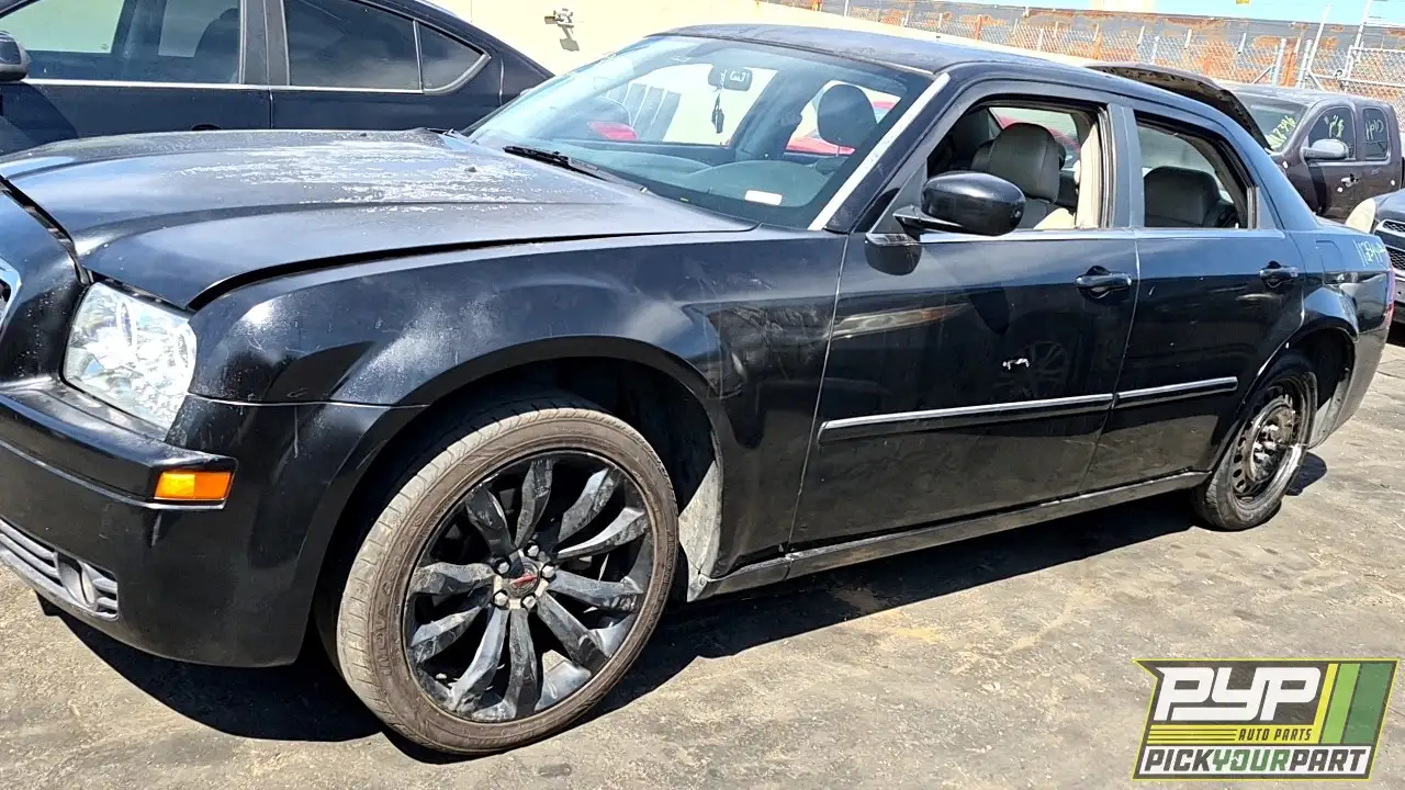 Photo of 2005 Chrysler 300