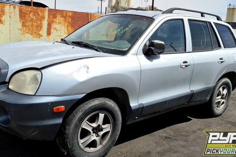 Photo of 2004 Hyundai Santa Fe