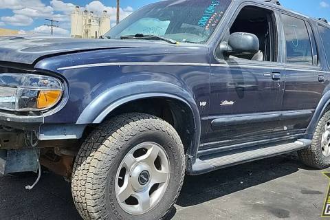 Photo of 1999 Ford Explorer