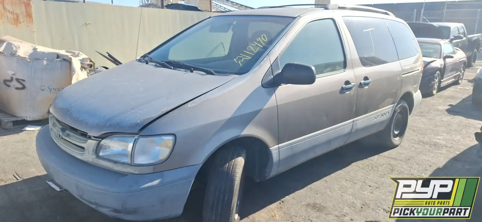 Photo of 1998 Toyota Sienna