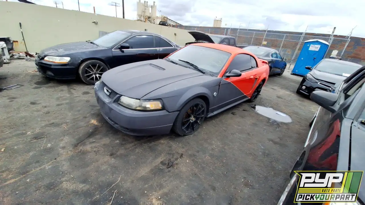 Photo of 2004 Ford Mustang