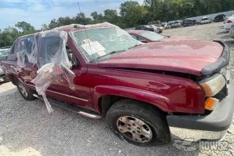 Photo of 2005 Chevrolet Avalanche