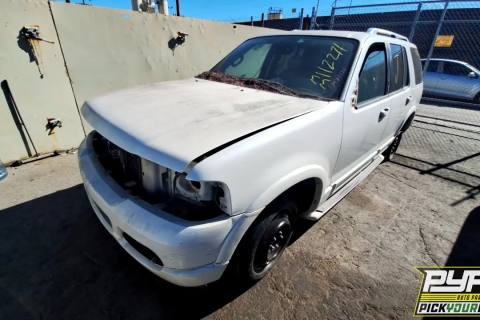 Photo of 2003 Ford Explorer