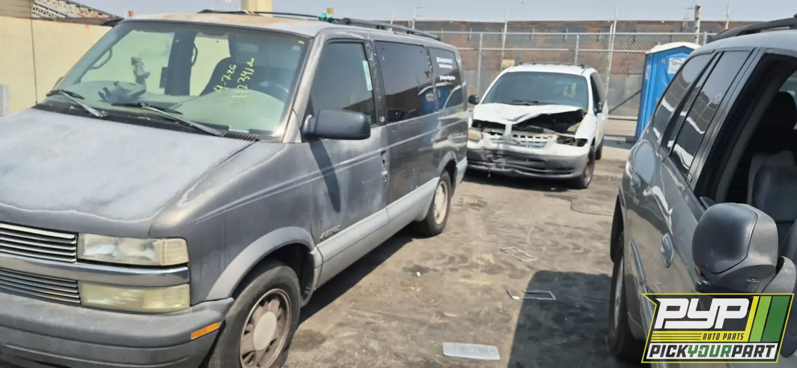 Photo of 1998 Chevrolet Astro