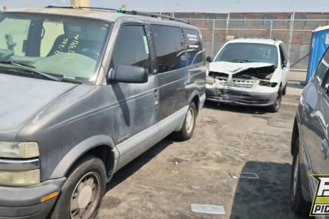 Photo of 1998 Chevrolet Astro