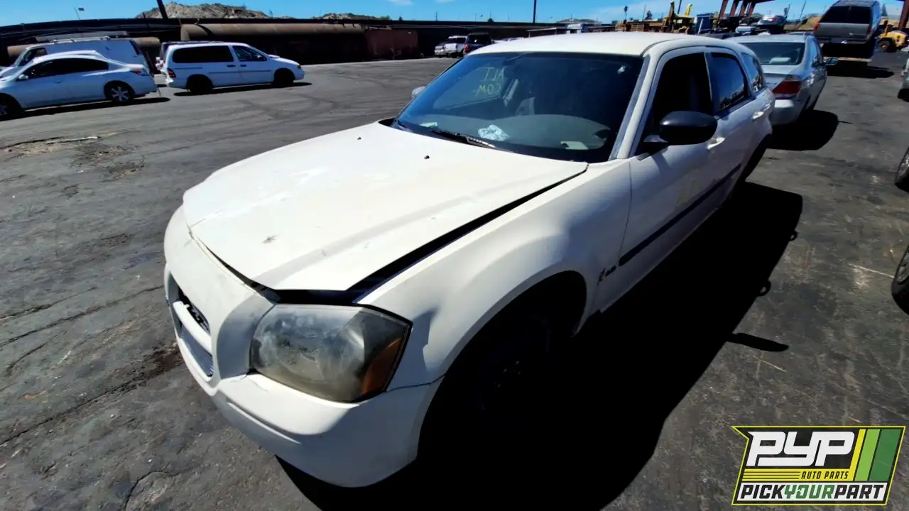 Photo of 2005 Dodge Magnum