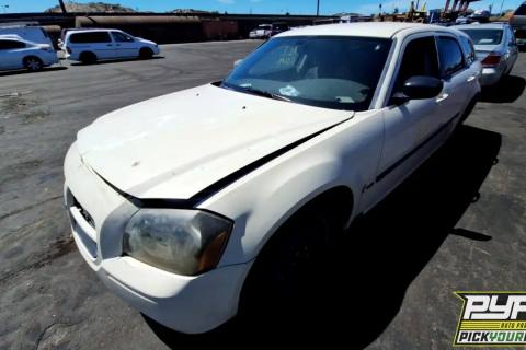Photo of 2005 Dodge Magnum