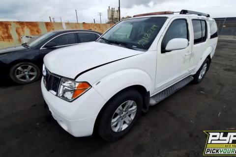Photo of 2005 Nissan Pathfinder