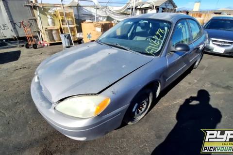 Photo of 2006 Ford Taurus