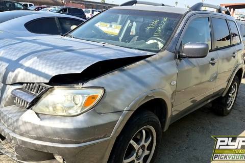 Photo of 2005 Mitsubishi Outlander