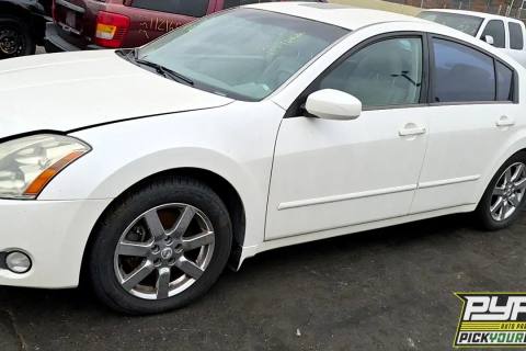 Photo of 2004 Nissan Maxima