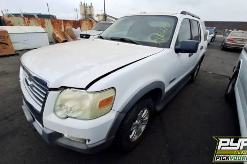 Photo of 2006 Ford Explorer