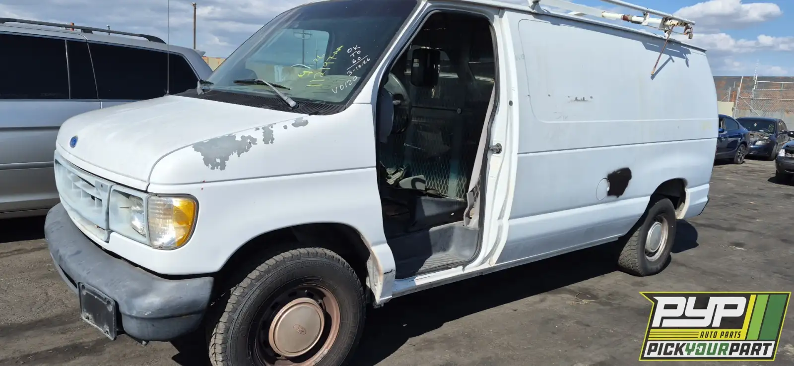 Photo of 1997 Ford E-150 Econoline