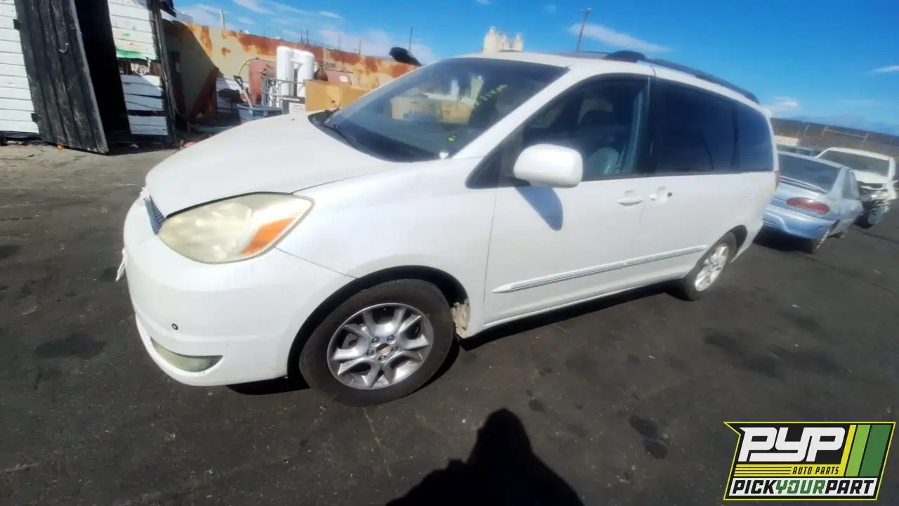 Photo of 2004 Toyota Sienna