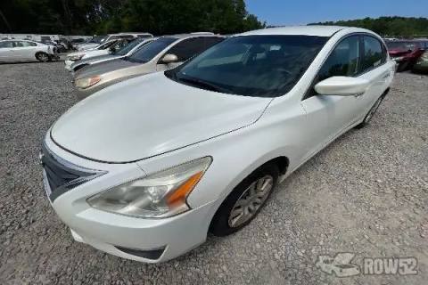 Photo of 2013 Nissan Altima