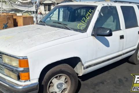 Photo of 1999 Chevrolet Tahoe