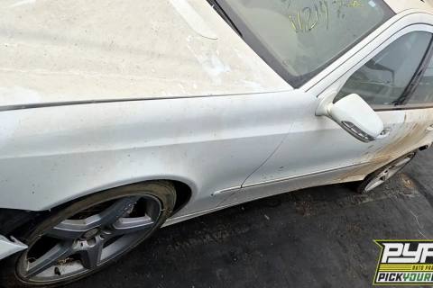 Photo of 2009 Mercedes-Benz E350
